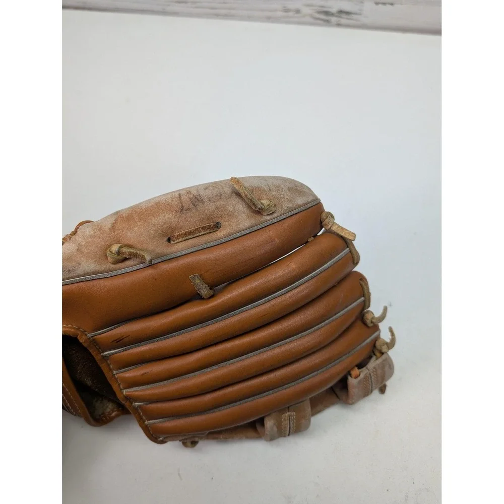 Vintage Wilson A2604 Fieldmaster Baseball Glove‎ Grip-Tite Youth Mitt Nylon